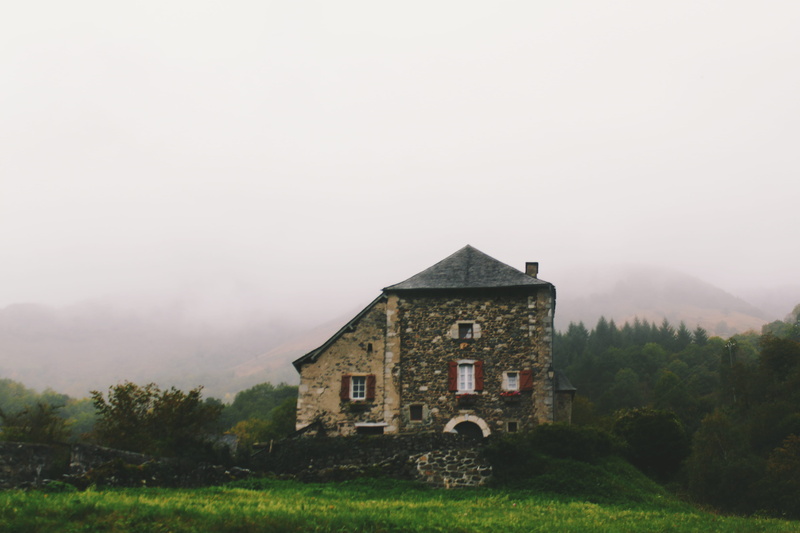 religion, campo, france, land, scenics - nature, tree, niebla, building, maisson, no people, landscape, outdoors, nuoble, copy space, country, aquitania