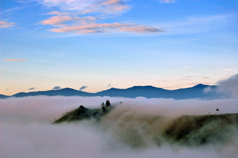 idyllic, outdoors, niebla, mountain range, celeste, pinas, tranquil scene, cloud - sky, 2K, mountain, tranquility, mañana, no people, ecuador, plant, nature