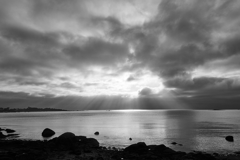 ominous, no people, storm cloud, tranquil scene, beach, soir, sky, tranquility, beauty in nature, horizon, nuages, paysage, scenics - nature, 4K, noir et blanc