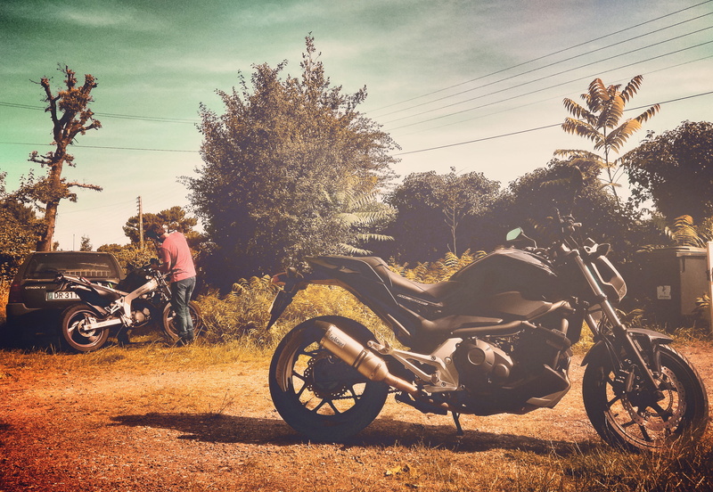 day, sky, real people, 4K, engine, mode of transportation, motorcycle, cloud - sky, chill, honda, street, growth, nc700, le verdon-sur-mer, plant, nature