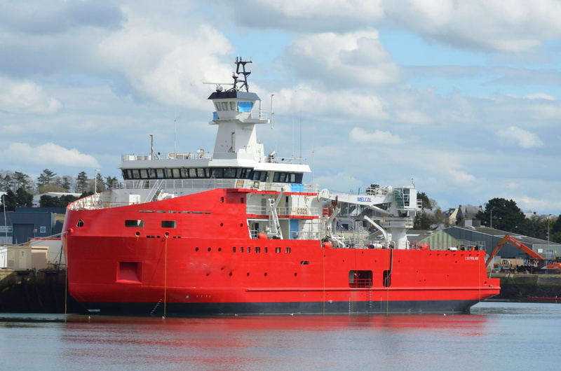 ocean, cruise, shipping, commerce, harbor, navigation, sky, naviguer, navire marchand, water, cruise ship, passenger craft, cloud - sky, red, mode of transportation