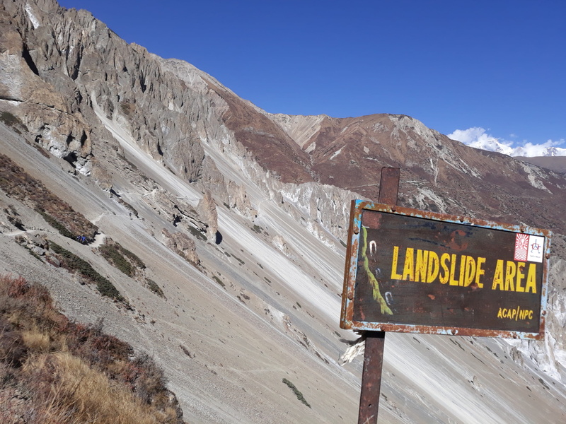 sign, nature, travel, himal, information, beautiful, mountain, road, tilicho, pawankawan, tilicho lake, trekking, himalayas, nepal, caution, sky, beauty in nature