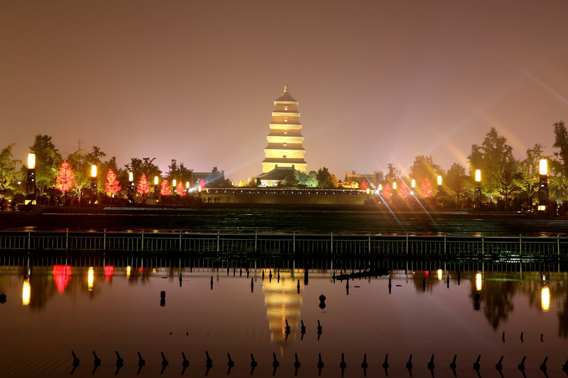 cultures, travel destinations, temple - Building, pagoda, reflection, famous Place, skyscraper, office building exterior, thailand, the big wild goose pagoda