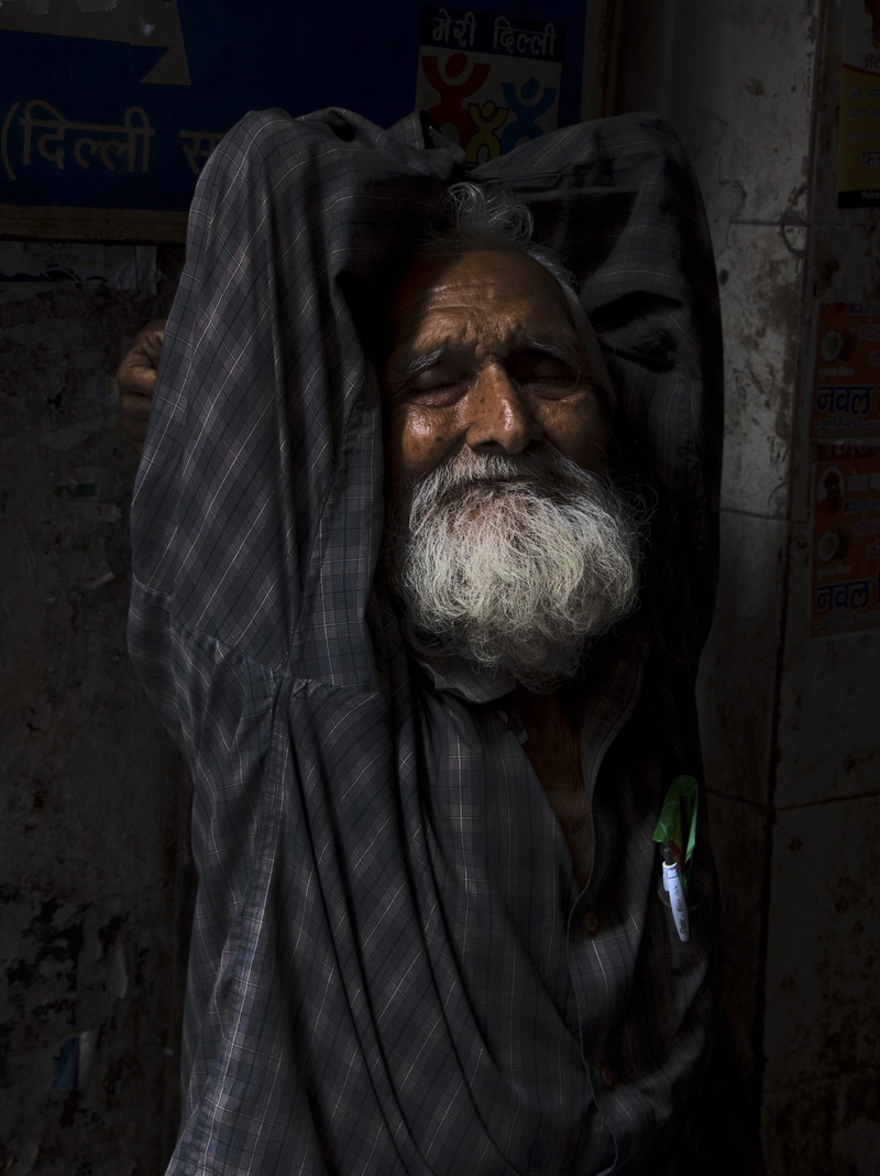 dress shirt, one Person, people, men, leisure activity, real people, back, man in grey, indian Ethnicity, senior men, clothing, portrait, beard, poverty