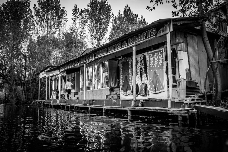 water, lights in the sky, floating shops, nature, scene, reflection, building exterior, floating market, old, architecture, wide angle, kashmir, plant