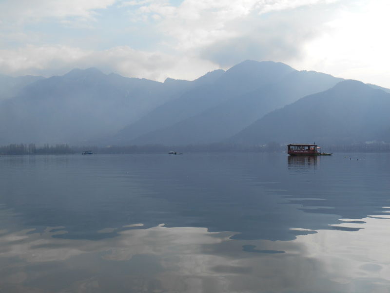 reflection, lake, beauty in nature, 5K, dal lake, water, nautical Vessel, beautiful landscape, nature, cold temperature, scenics - nature, cloud, outdoors