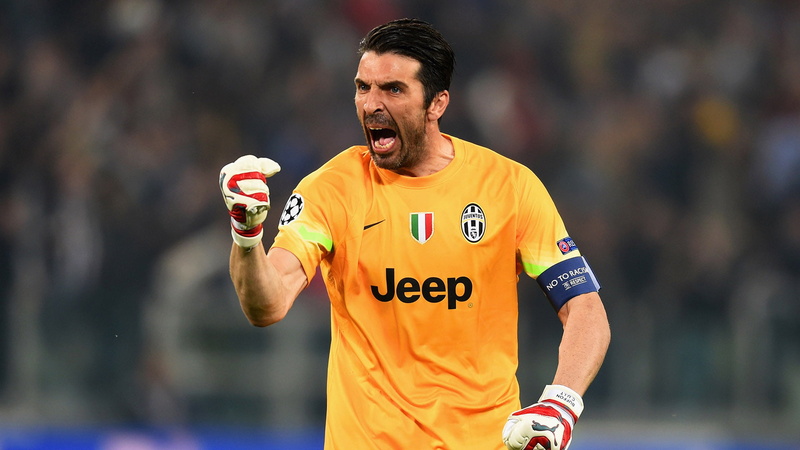 marathon, waist up, Gianluigi Buffon, clothing, Juventus, competition, stadium, running, focus on foreground, Azzurri, mouth open, adult, lifestyles, yellow