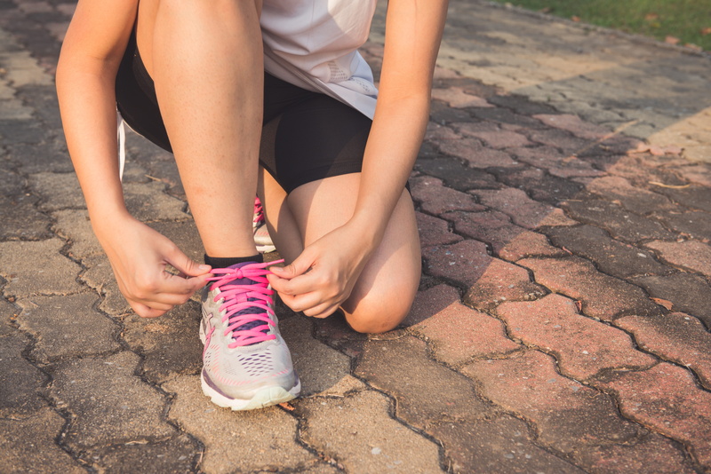 park, paving stone, runner, female, human knee, adult, wellness, lifestyle, girl, body part, run, human body part, workout, human limb, leisure activity
