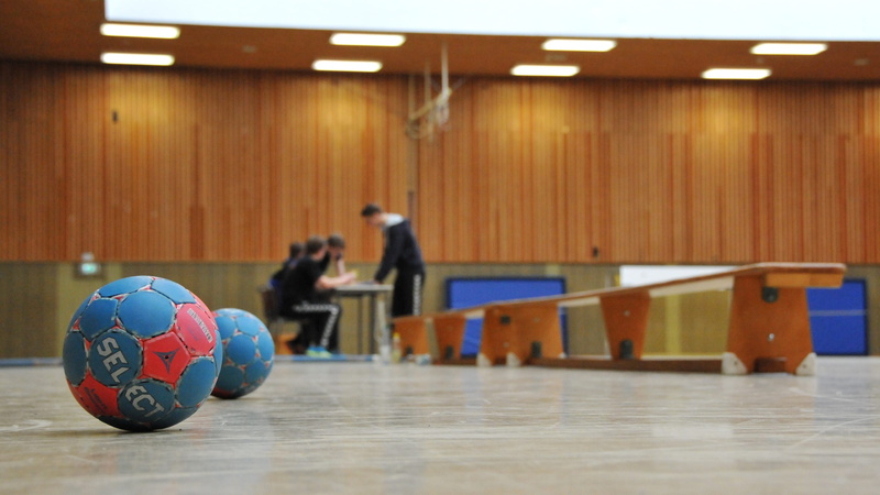 indoors, corporate business, group of people, hall, people, motion, education, leisure activity, exercising, within, team sport, competition, sporty, play