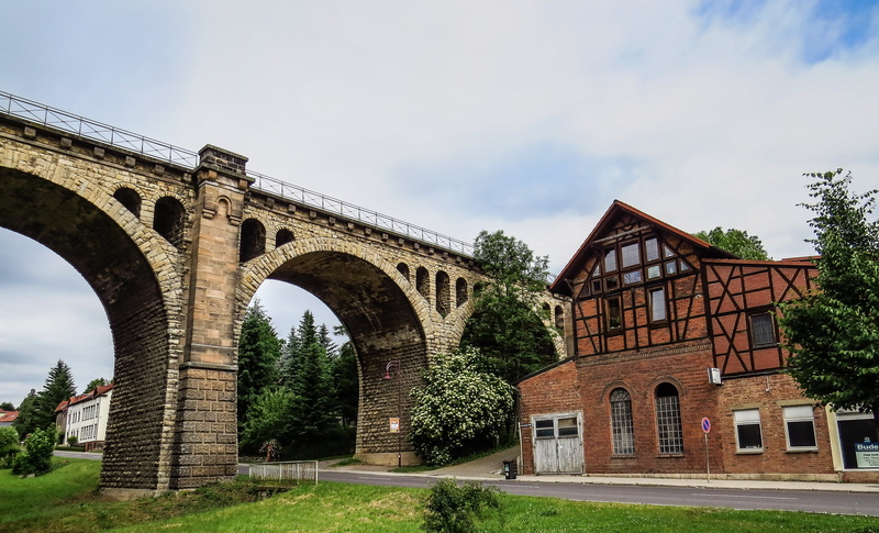 travel destinations, stadtilm, architecture, arch, nature, day, building, train, famous Place, outdoors, the past, history, europe, building exterior, cloud - sky