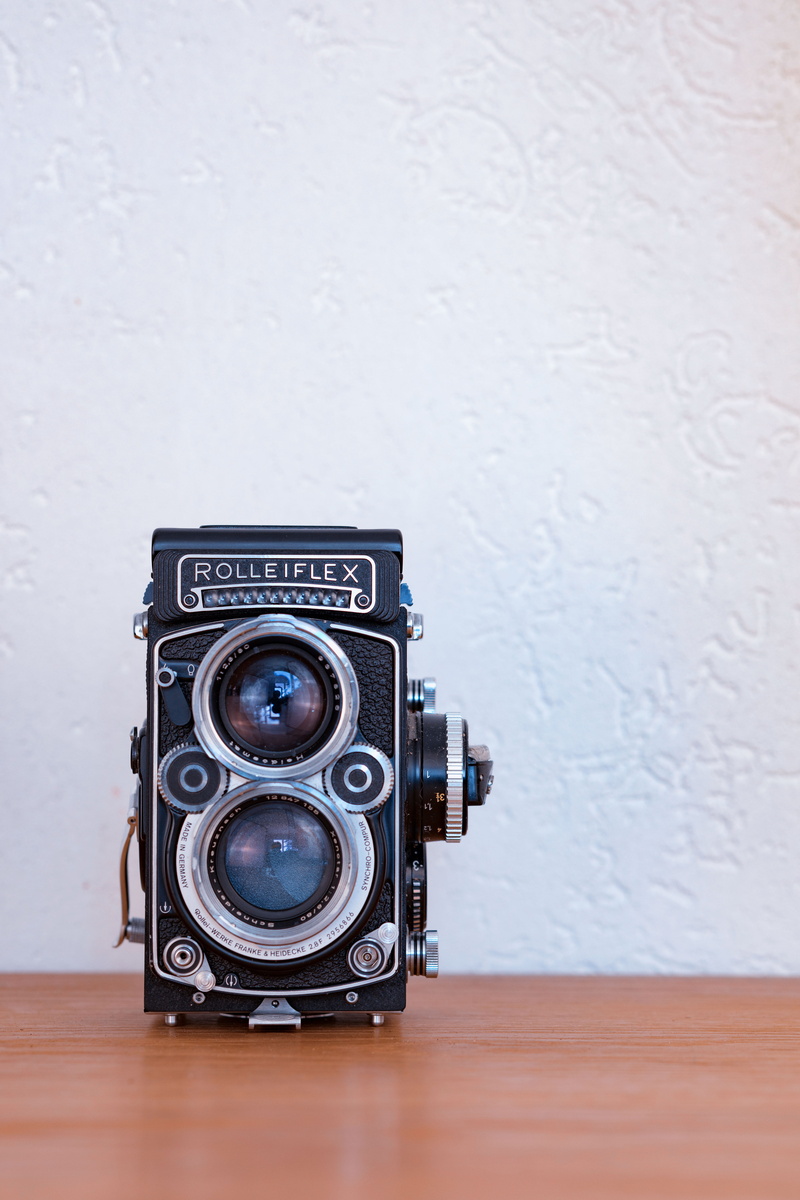 wood - material, picture, wall, geneva, no people, close-up, camera - photographic equipment, retro styled, slr, technology, switzerland, photographic equipment