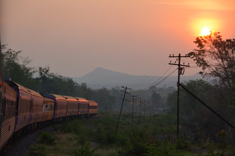 speed, rail, electricity, railroad, orange color, travelling, movement, vacation, mountain, landscape, perspective, summer, transportation, moving, journey
