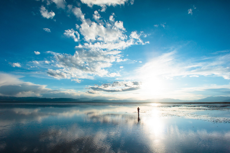 tranquil scene, china, unrecognizable person, nature, cloud - sky, beauty in nature, tranquility, water, non-urban scene, idyllic, 4K, blue, reflection