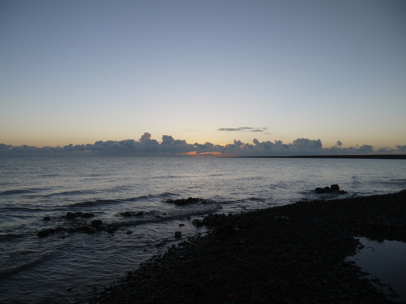 dusk, twilight, no people, non-urban scene, huguangshanse, sea, nature, water, sky, beauty in nature, idyllic, 2K, outdoors, land, coast, sunset, qinghai