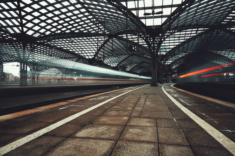 beige, train station, rail transportation, diminishing perspective, blurred motion, direction, architecture, motion blur, the way forward, transportation