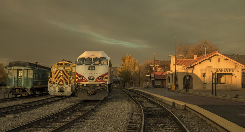 Train Station, station, mode of transport, arrival, track, outdoors, communication, travel, 4K, railroad station, Railroad, sky, train - vehicle, built structure