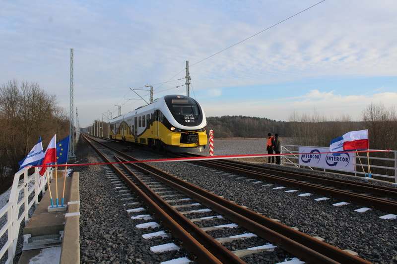 day, expansion, railroad track, polish rail, flag, db, land vehicle, nature, public transportation, 5K, neiße-bridge, knappenrode-horka-wegliniec, transportation