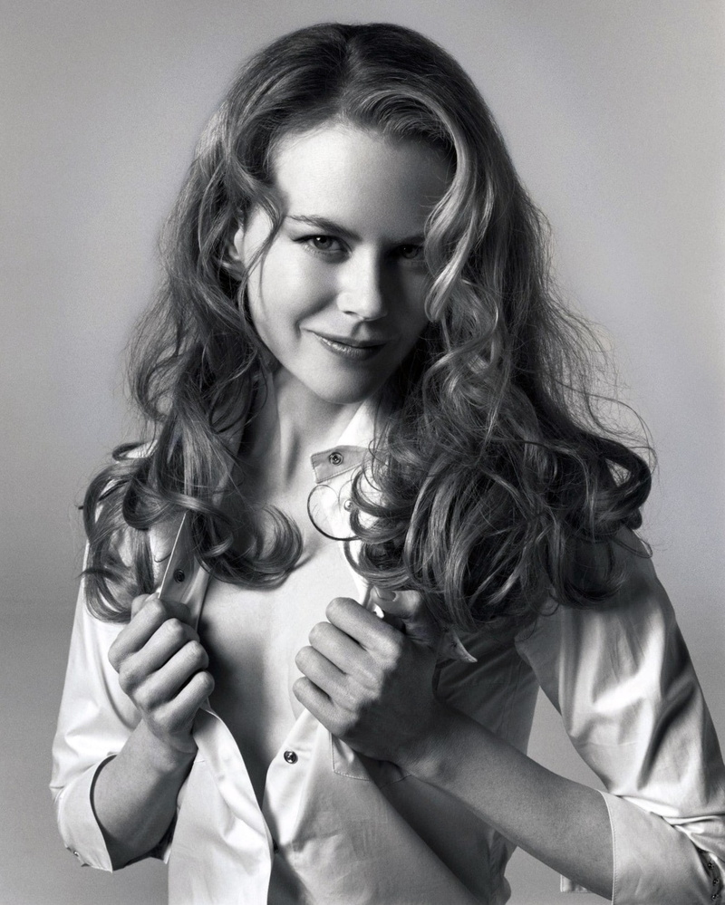 beauty, beautiful woman, adult, open shirt, human hair, waist up, Nicole Kidman, beautiful people, smiling, portrait, one person, portrait display, looking at viewer