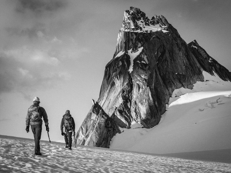 adventure, real people, mountain range, walking, photo, cold, sky, vacations, climber, cold temperature, outdoors, glacier, beauty in nature, alpinism
