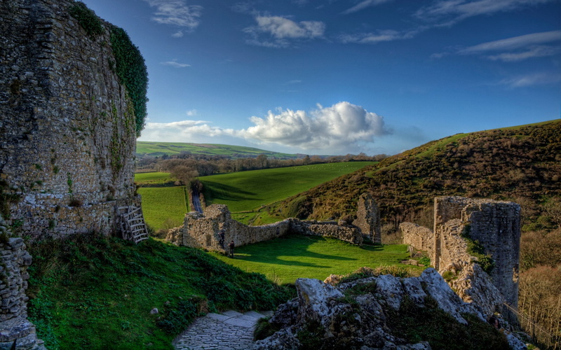 corfe castle, 2K