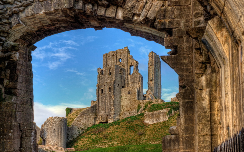 2K, corfe castle