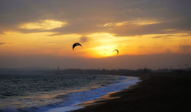 weymouth, wave clouds, tranquility, kiteboarding, outdoors, parachute, kitesurfers, leisure, parasailing, sailing, sport, sea, sunset, beach, kitesurfing