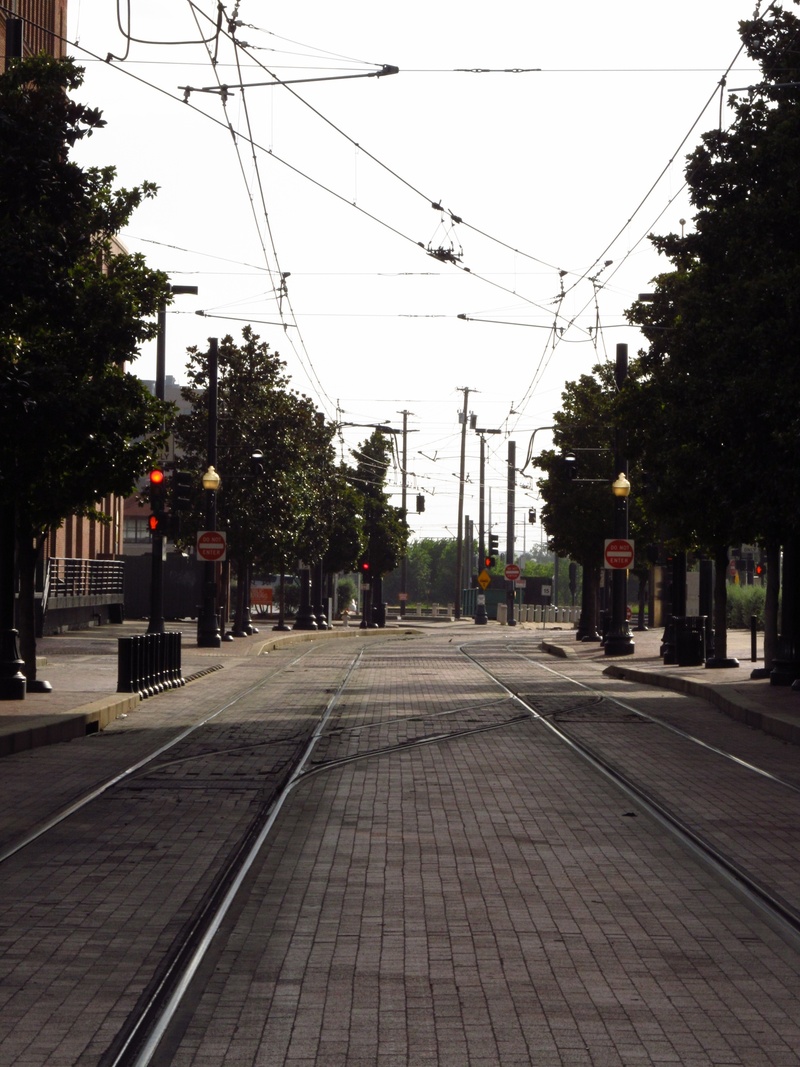downtown, 2K, metro, technology, building exterior, transportation, street, railroad track, light, road, commute, traffic, diminishing perspective, tree