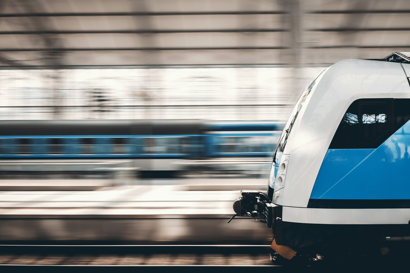 land vehicle, day, outdoors, architecture, railroad station platform, blurred motion, railroad track, station, speed, mode of transportation, 4K, transportation