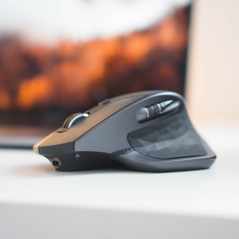 computer mouse, crime, no people, studio shot, indonesia, aggression, focus on foreground, computer, connection, selective focus, wireless technology, two objects