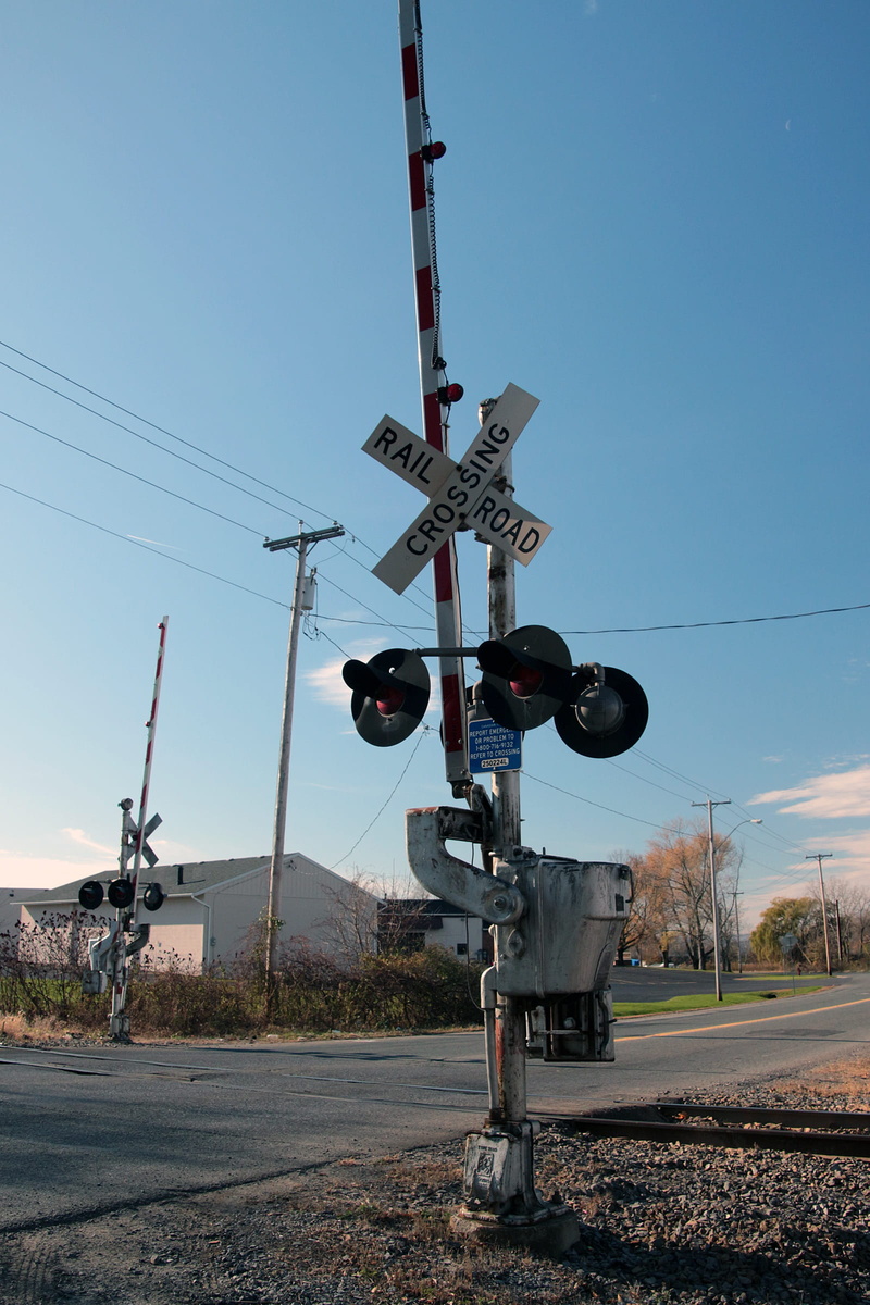 gravel, railway, signal, truss, road, new york delaware and hudson, new york, new, amtrak, text, information, delaware, nature, day, hudson, schenectady