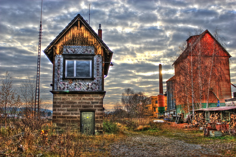 old, barn, land, deterioration, 5K, cloud - sky, building, gantry, sky, architecture, rural scene, nature, building exterior, mechanically, no people