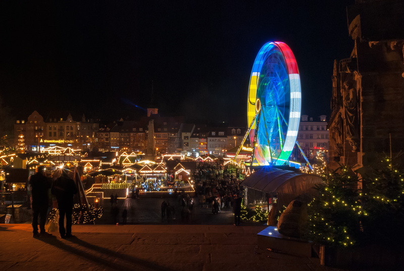 nature, weihnachten, city, group of people, sky, xmas, real people, amusement park ride, cityscape, illuminated, city life, people, standing, winter, 2K