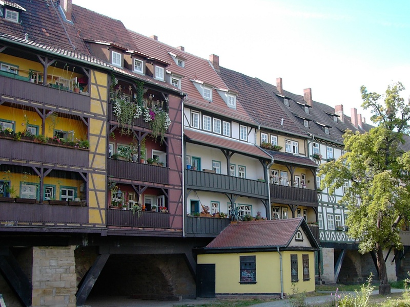 building, city, row house, apartment, no people, sunlight, back yard idyll, erfurt, historic flair, day, plant, clear sky, residential district, townhouses