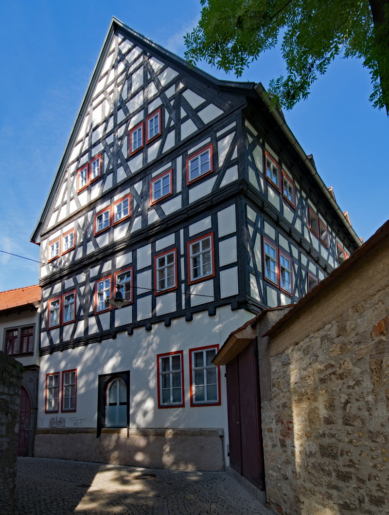 old building, europe, residential district, places of interest, building, blue, nature, 4K, facade, tree, truss, built structure, architecture, history