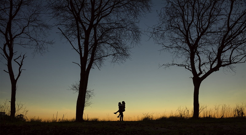 amantes, outdoors, carrying, coruña, Sunset, amor, silhouette, lovers, woman, light, pareja, nature, galicia, árboles, trees, exercising, amour, man, backlight