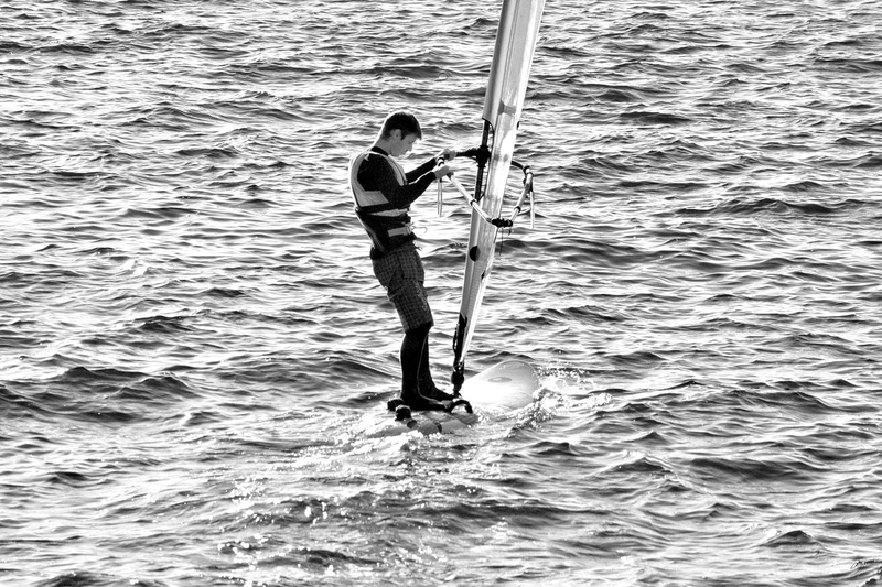 loisir, vliplanchiste, one person, nautical vessel, homme, lifestyles, full length, men, nature, motion, day, standing, adventure, leisure activity, real people