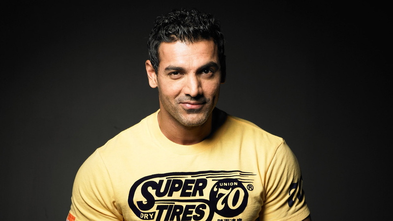 john, indoors, t-shirt, abraham, one person, black background, aggression, text, headshot, actor, portrait, adult, studio shot, 1080P, hombre, americano