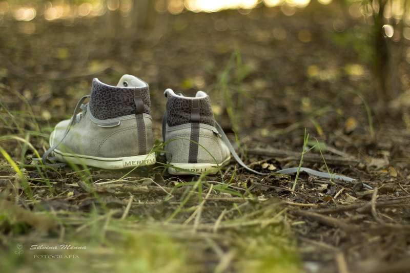 Fotografia, shoe, El hombre, destino, par, grass, su, pair, pasos, debe, outdoors, ground, 4K, shoes