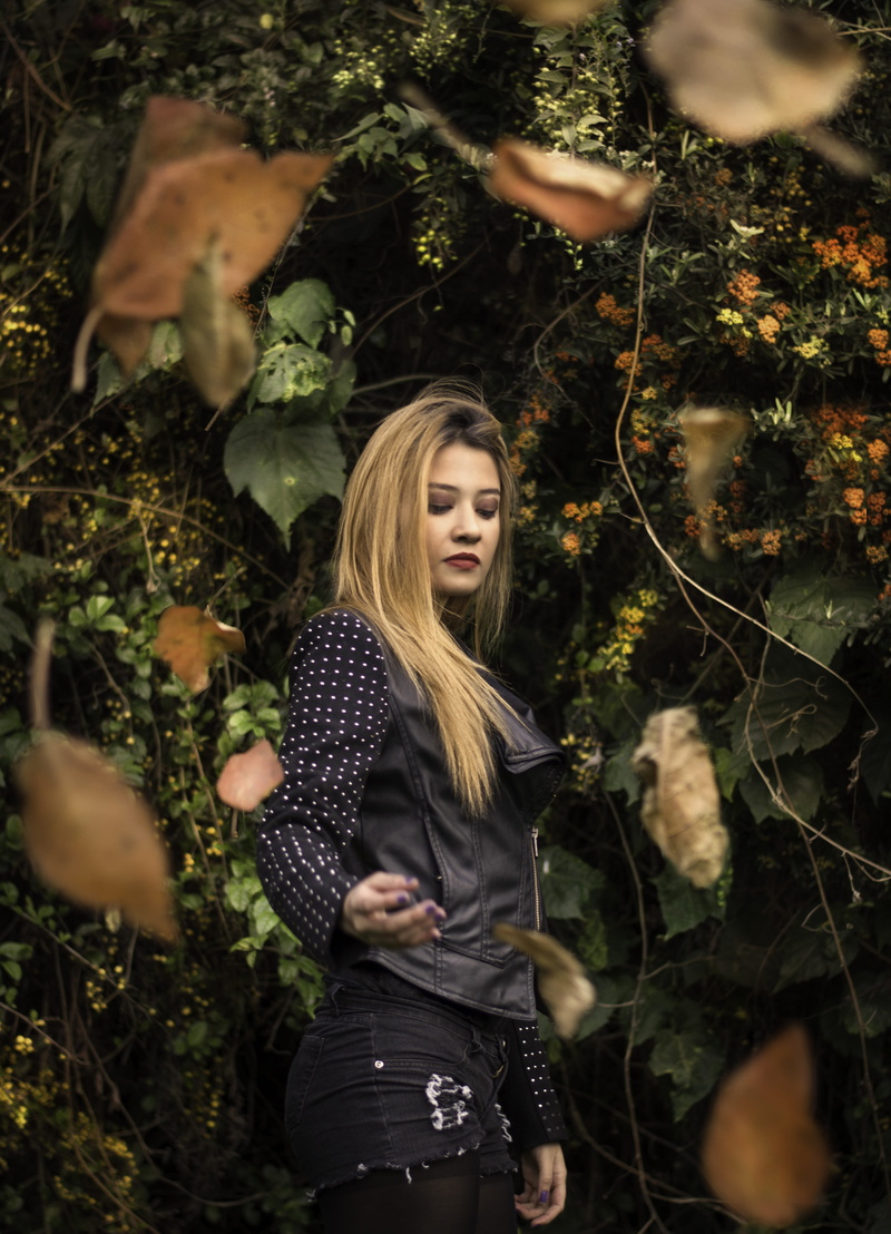 leisure activity, day, standing, growth, real people, plant, beautiful woman, suba, young adult, colombia, orange, tree, outdoors, casual clothing, femme