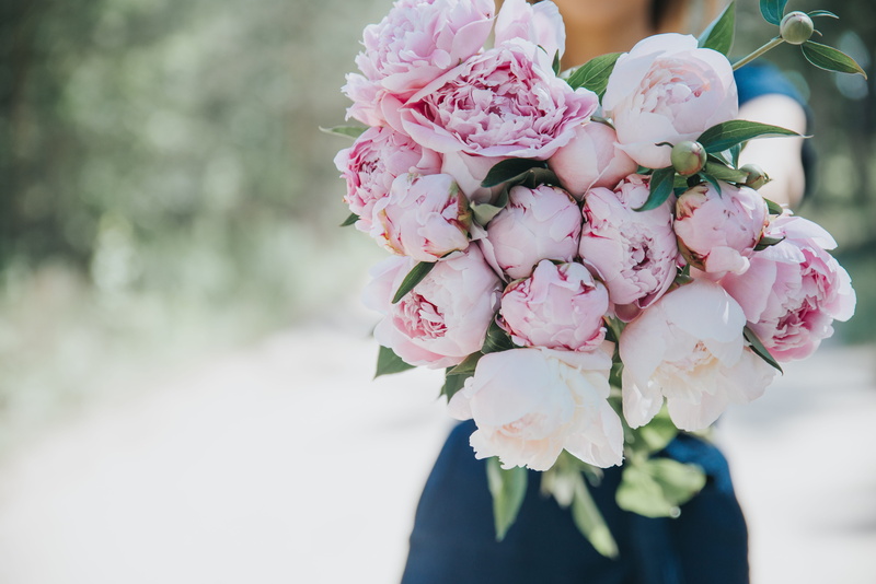 thirds, blossom, femininity, petal, elegance, flowers, 5K, poeny, flower bouquet, freshness, summer, springtime, branch, celebration, floral decor, bouquet