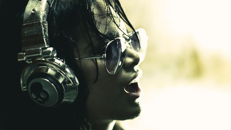 radio, munoz, video, stereo, sunglasses, skullcandy, mayra, bomb, speaker, wet, models, glasses, faces, chica, speakers, music, 1080P, brunettes, women