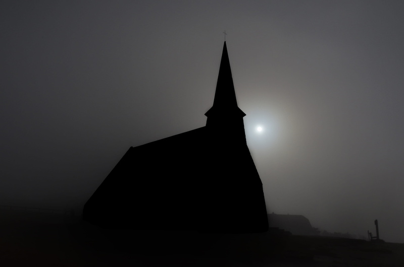 copy space, belief, place of worship, dusk, architecture, le tréport, église, building, night, 4K, chapelle, brume, built structure, spire, france, aube