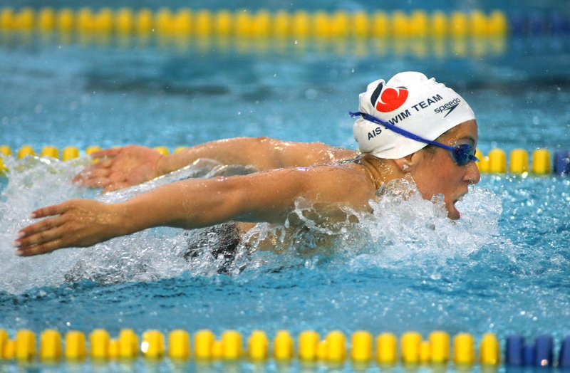 women, sports And Fitness, effort, goggles, sport, splashing, teamwork, men, swimwear, sports Training, young Adult, recreational Pursuit, one Person, swimming lane marker