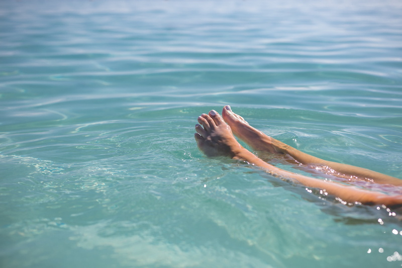 summer, waterfront, low section, turquoise, nail-paint, relaxation, nail, tropical, nails, nature, leisure activity, pedicure, lifestyle, ripples, human foot