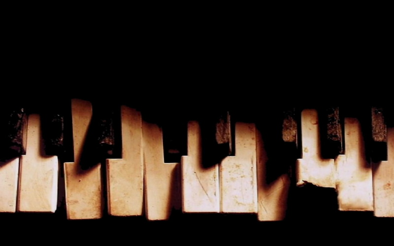 piano key, 720P, single object, indoors, arts culture and entertainment, black color, music, still life, musical instrument, pattern, piano, repetition