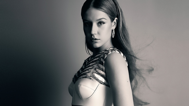 studio shot, Adele Exarchopoulos, women, glamour, model, beautiful woman, human hair, luxury, young adult, modern, celebrity, young women, adult, brown hair
