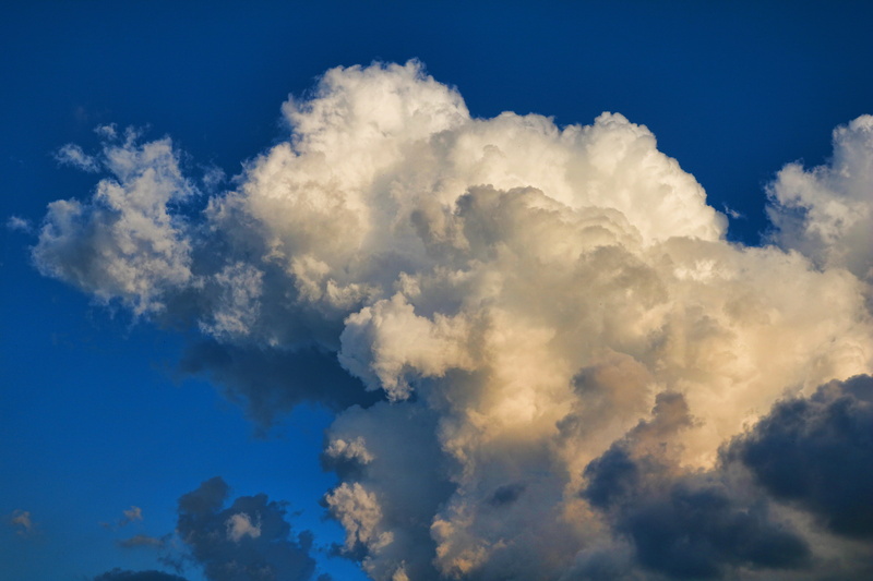 light, scenics - nature, cloud - sky, beauty in nature, rain, wispy, scenic, tranquil scene, no people, landscape, overcast, wind, tranquility, cloudscape