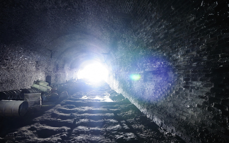 tunnel, light - natural phenomenon, 2K, architecture, day, built structure, hope, brightly lit, footpath, lens flare, direction, no people, wall - building feature