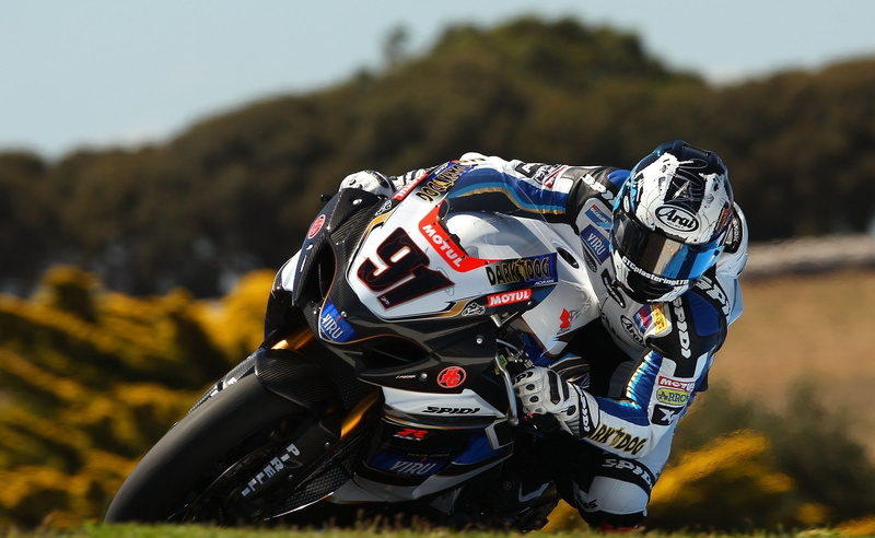 Racing, Superbike Racing, nature, adventure, sports helmet, Motorcycle Racing, gray, one person, sport, black, real people, Motorcycle, day, mountain, scenics - nature