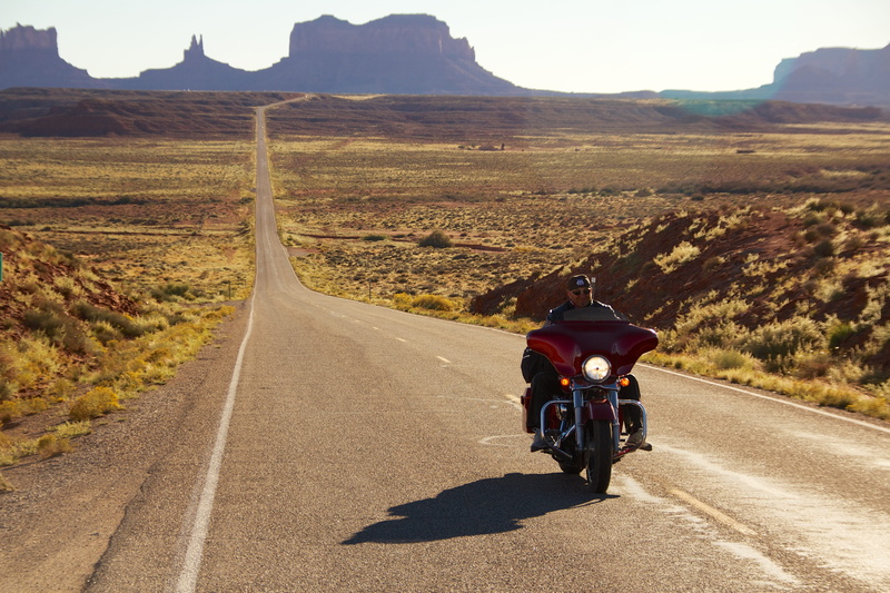 sunlight, day, harley davidson, red, daytime, direction, real people, travel, motorcycle, transportation, land vehicle, landscape, 5K, nature, monument valley